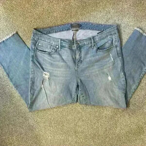 Torrid‎ #FeelTheFit Crop Boyfriend Vintage Stretch Size 18